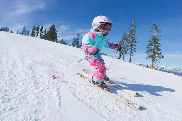 儿童滑雪的好处有哪些？